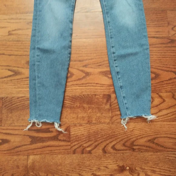 Good American Jeans Good Legs Blue 655 - Picture 7 of 10
